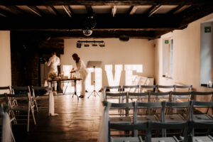 freie Trauung indoor winter